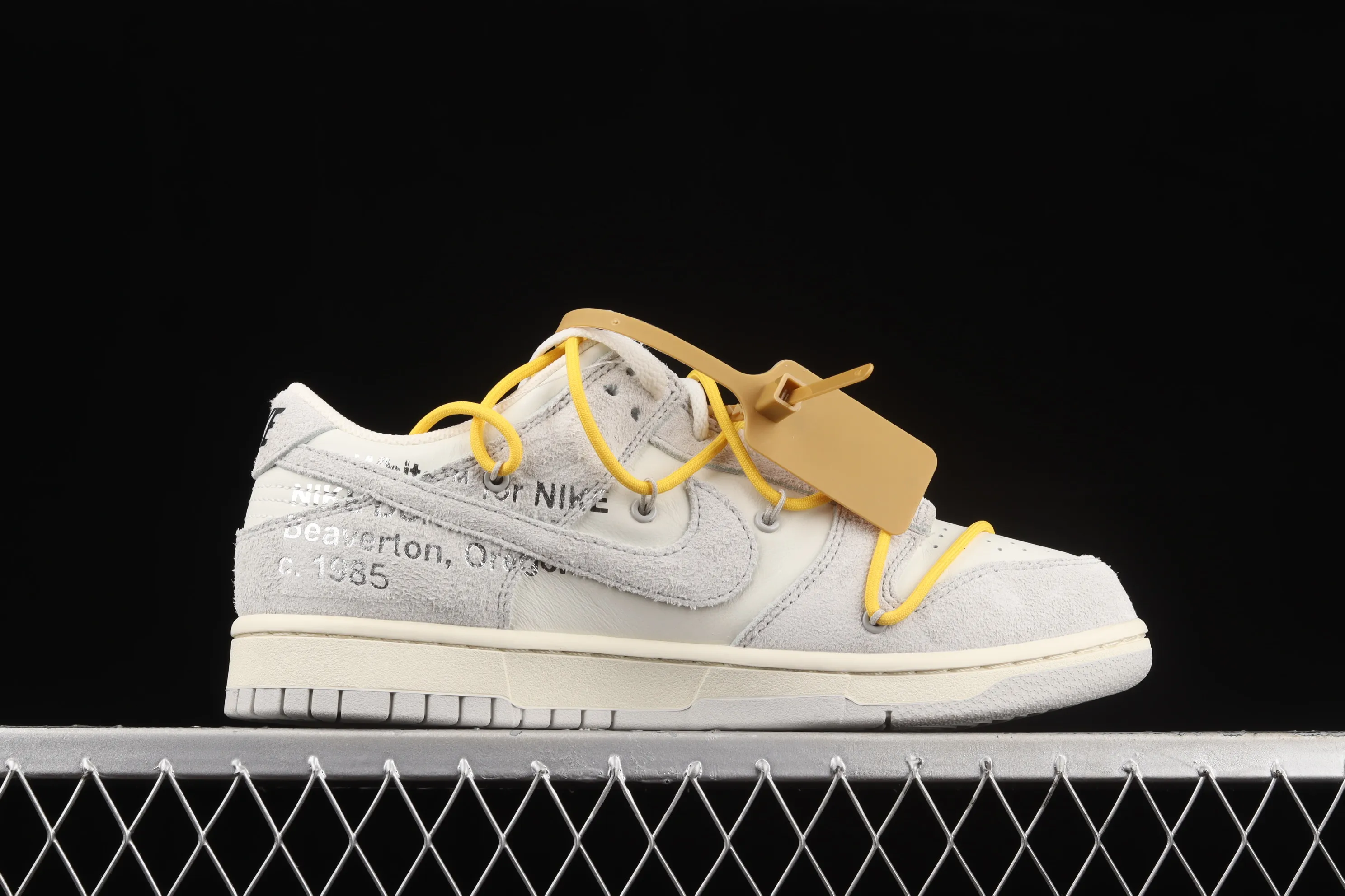 All categories Nk SB Dunk Series Nk SB Dunk Low low-top sneakers J version OF x Nk Dunk Low "12 of 50" OW suede SB smashed backboard fashion casual sneakers DJ0950-109
